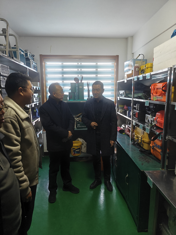 慶陽市總工會領導蒞臨信合與恒達公司參觀指導，共謀企業發展新篇章